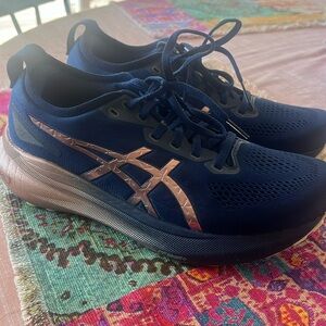 ASICS GEL-KAYANO 30 women’s running Shoes Size: 9/1/2